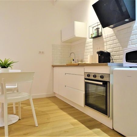 شقة Sublime Cocon Pour 2 Aux Portes De La Place Nationale - Proximite Immediate Toutes Commodites Et Sites D'Interets مونْتوبا المظهر الخارجي الصورة